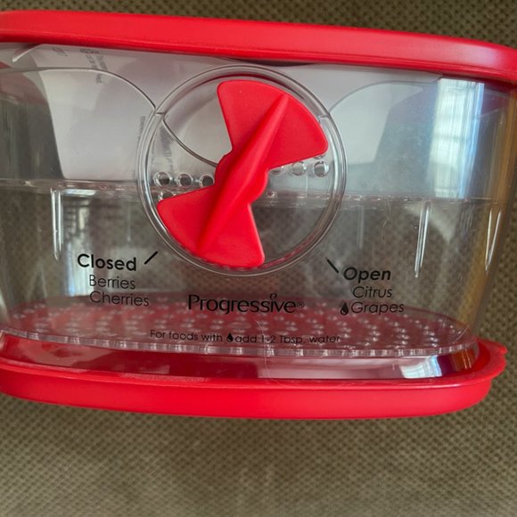 Fridge storage containeres - Picture 3 of 4